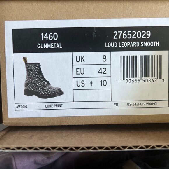 Doc Martens Women's Gun Metal Leopard Print Smooth Leather Lace Up Boots NIB - Picture 8 of 8